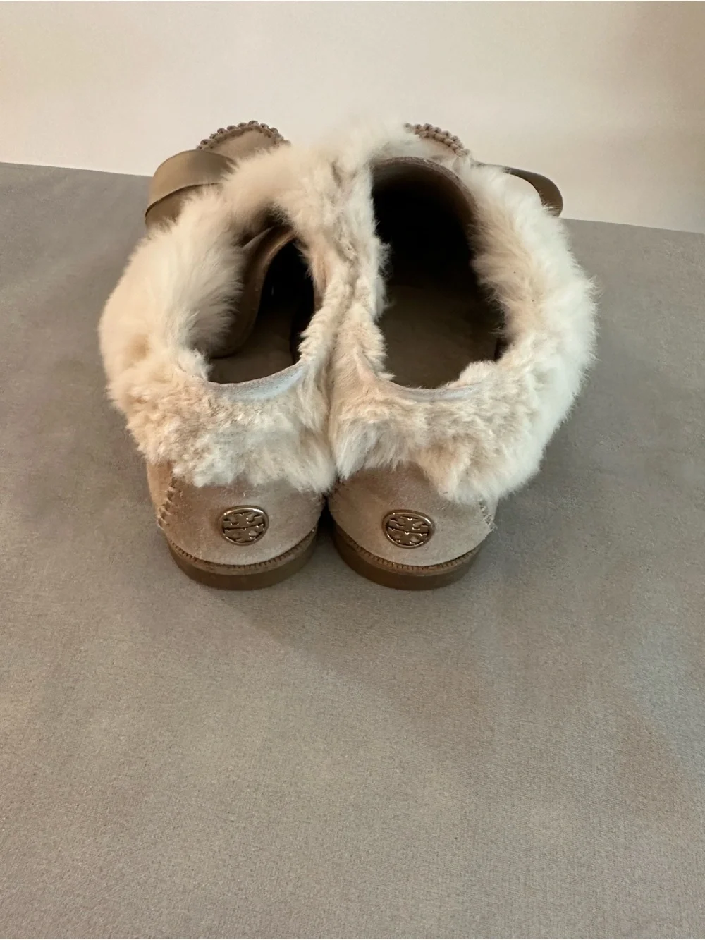 Tory Burch Aberdeen Light Camel Suede Slipper with Rabbit Fur Trim